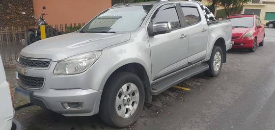 CHEVROLET S10 2.4 LTZ 4X2 CD 8V FLEX 4P MANUAL CHEVROLET S10 2.4 LTZ 4X2 CD 8V FLEX 4P MANUAL